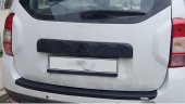 Ornament protectie bara spate portbagaj din plastic dedicat Dacia Duster 1 2010-2017